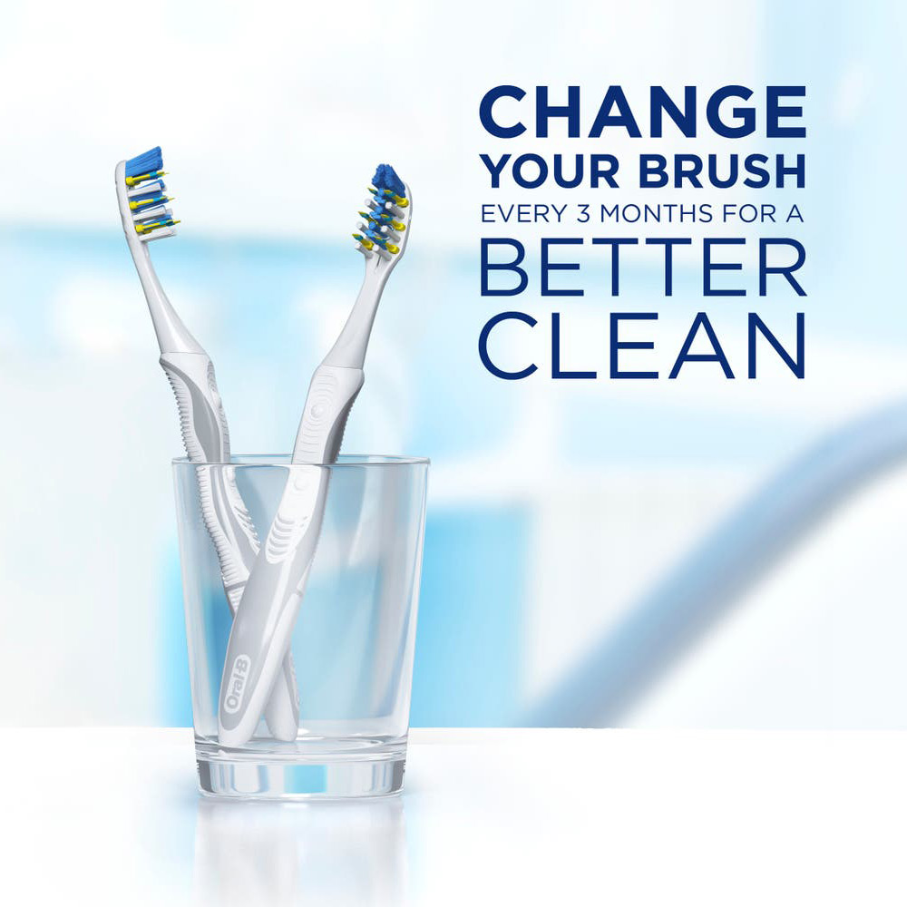 اورال بي فرشاة اسنان اكسترا كلين وسط 1+1